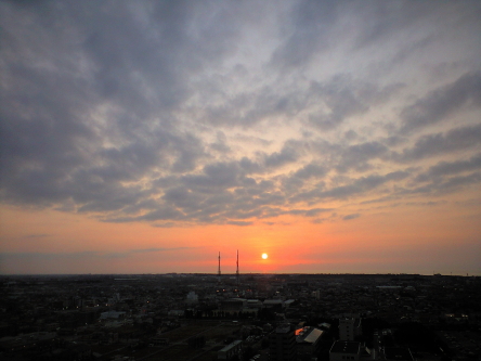ケンチョーから見た夕日.jpg